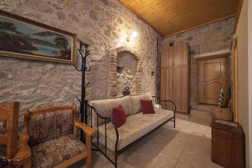 Apartamento Menecrates Rustic - San Matteo Ágios Matthaíos Exterior foto
